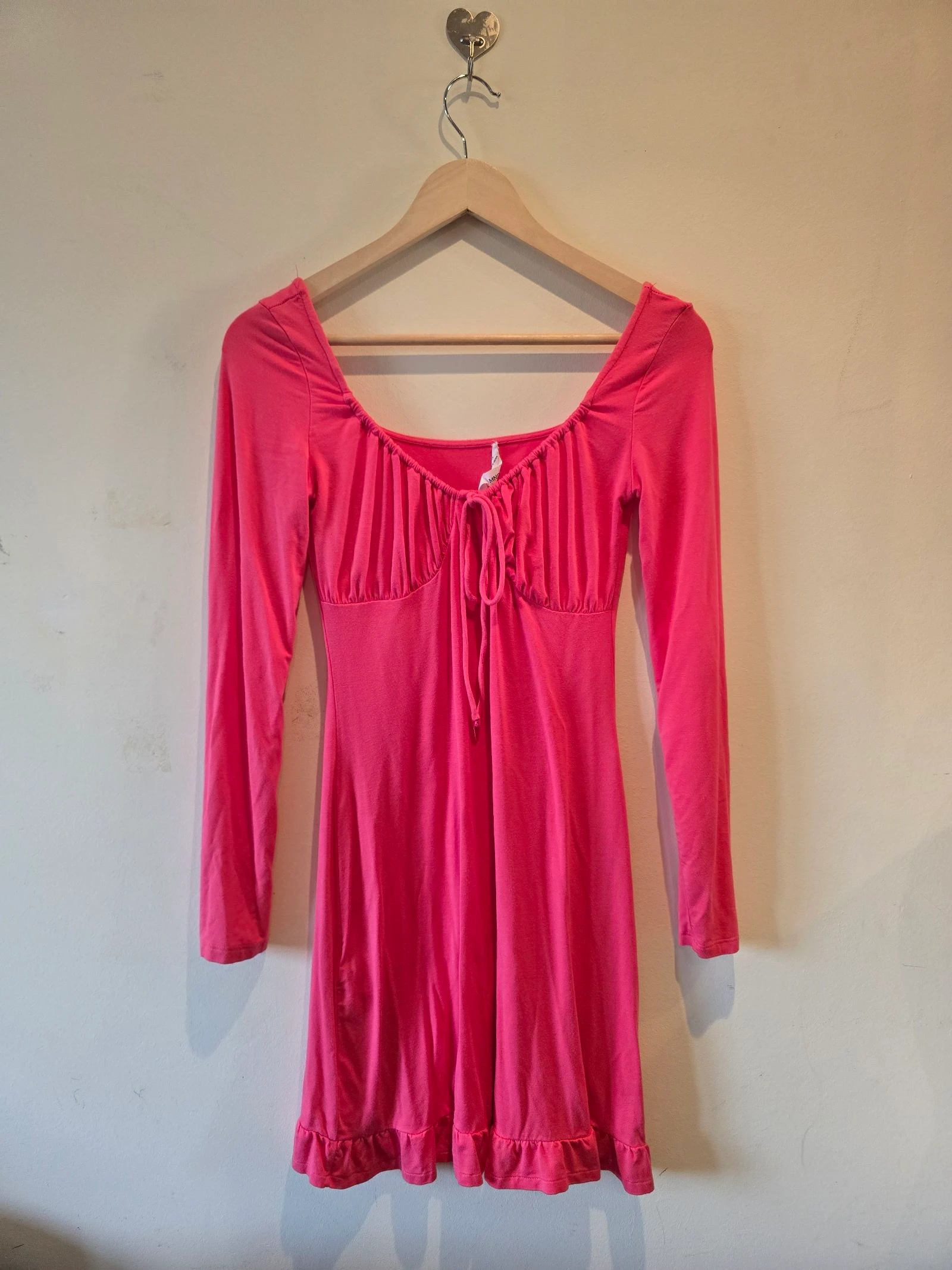 Vestido rosa fucsia de Mango